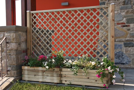 Steccati, Grigliati, Fioriere e Bordure: Steccati, Grigliati, Fioriere e Bordure - Losa Esterni da Vivere Steccati, Grigliati, Fioriere e Bordure: Steccati, Grigliati, Fioriere e Bordure - Losa Esterni da Vivere